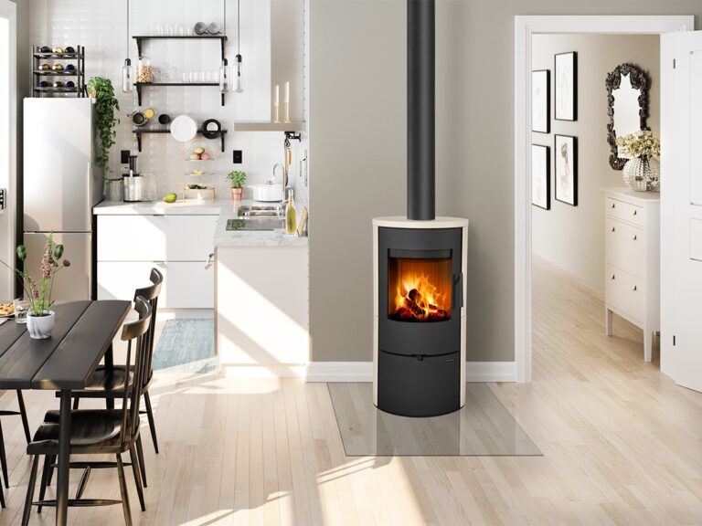 Kaminska peč na drva EVORA 01 - keramična obloga