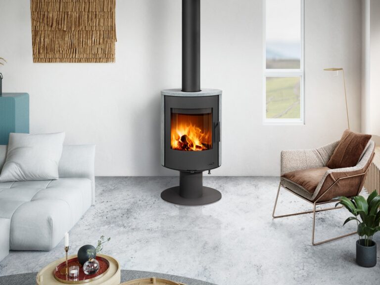 Kaminska peč na drva EVORA T 02 - obloga iz naravnega kamna