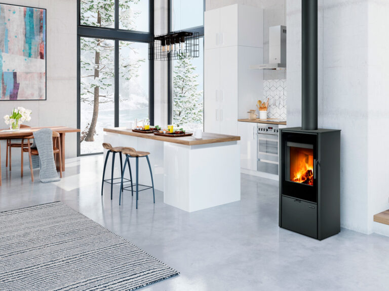 Kaminska peč na drva LAREDO F - jeklena obloga