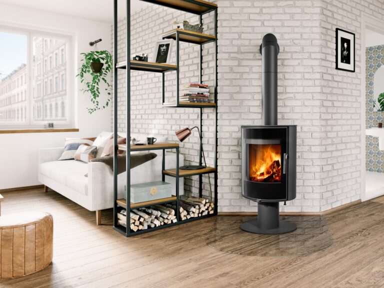 Kaminska peč na drva LAREDO T 03 - jeklena obloga