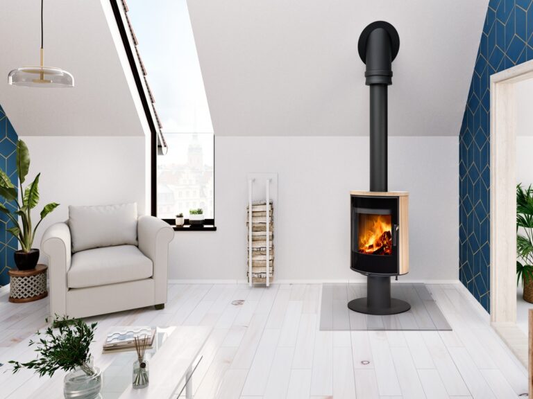 Kaminska peč na drva LAREDO T 04 - obloga iz naravnega kamna