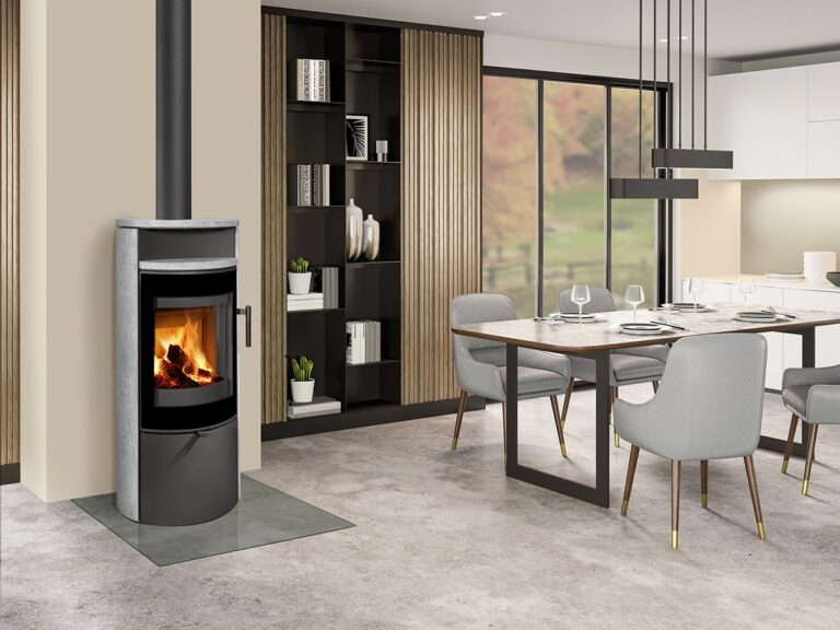 Kaminska peč na drva LUGANO 02 - obloga iz naravnega kamna