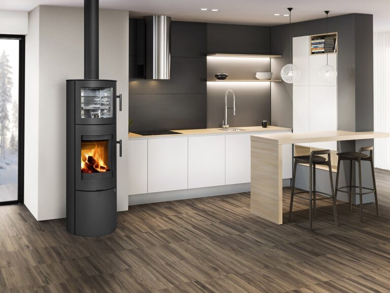 Kaminska peč na drva LUGO N 03 BF - jeklena obloga