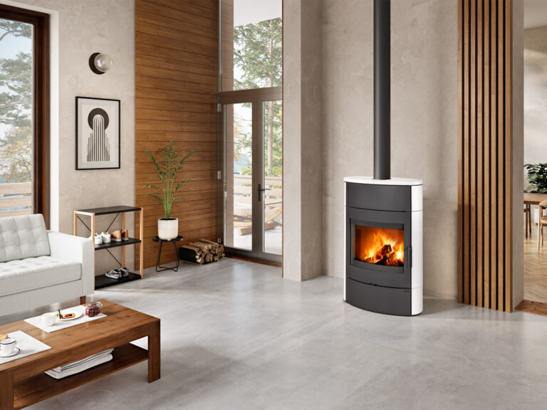 Kaminska peč na drva NAVIA H - keramična obloga