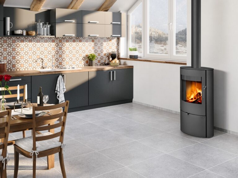 Kaminska peč na drva OVALIS 03 - jeklena obloga