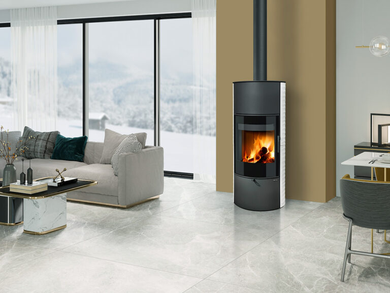 Kaminska peč na drva OVALIS G H - keramična obloga z reliefom