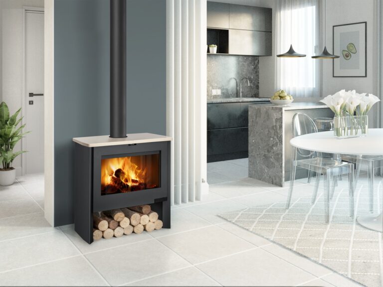 Kaminska peč na drva RIANO 02 - keramična obloga