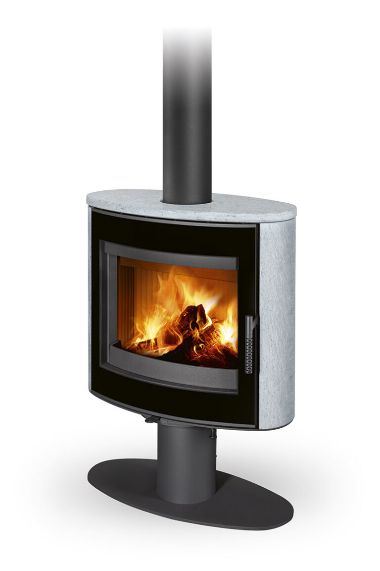 Kaminska peč na drva STROMBOLI G T - obloga iz naravnega kamna