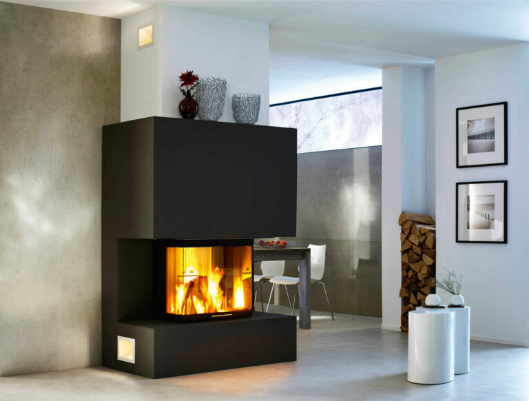 Toplozračni kamin 14
