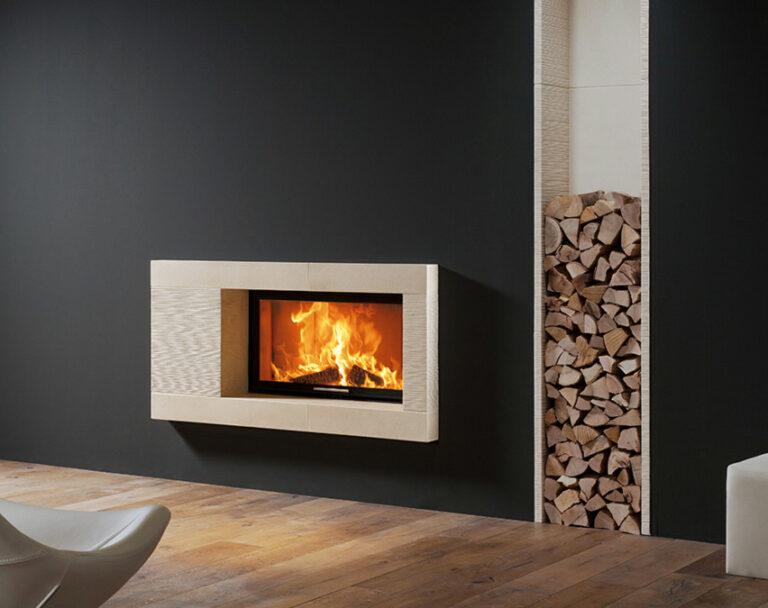 Toplozračni kamin 93