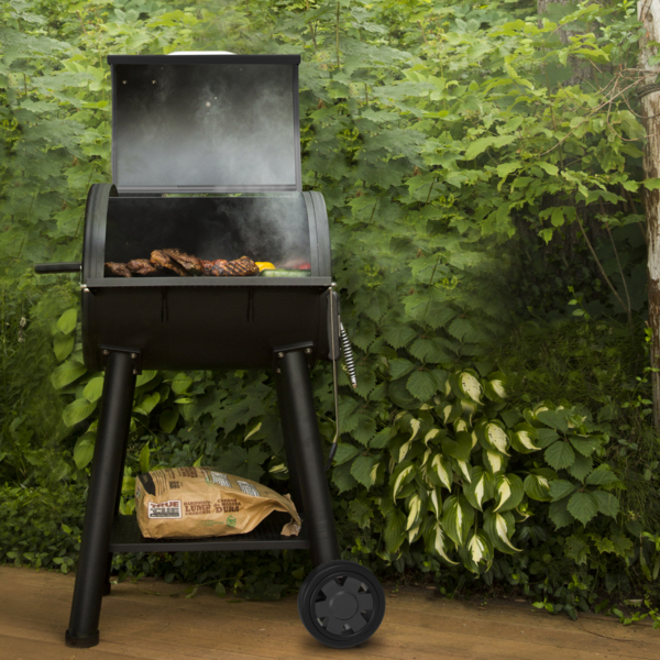 Rezultat dimljenja mesa s profesionalnim Regal Offset Smoker 400