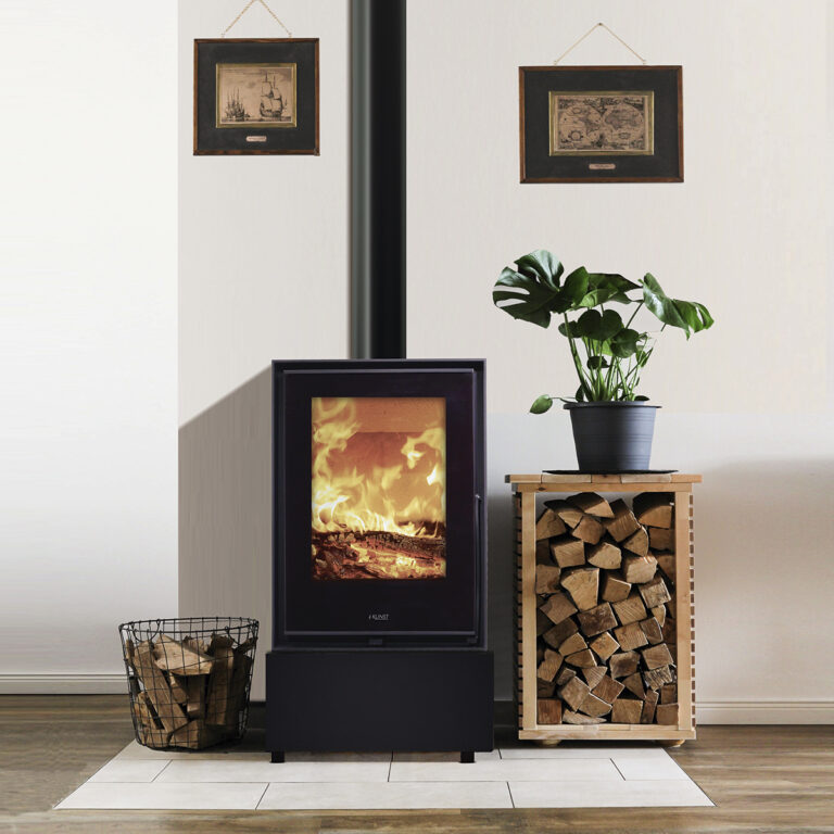 Kaminska peč na drva Ficus