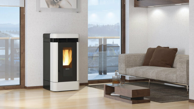 LUCIA PLUS.16